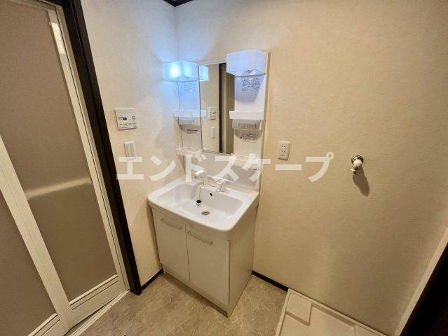 エスポワール三山A棟の洗面所|高崎、前橋エリアのお部屋探しはエンドスケープまで！お客様の理想お聞かせ下さい♪