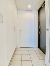 Brillia ist 東雲キャナルコートの玄関