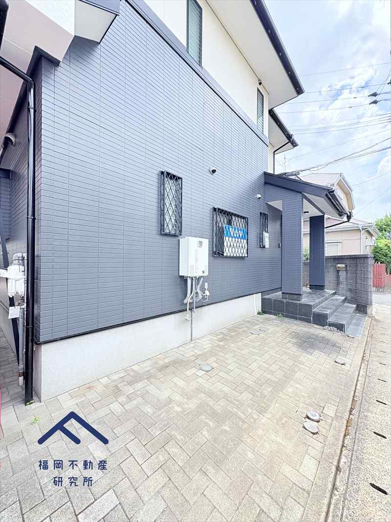 早良区飯倉４丁目　戸建ての駐車場