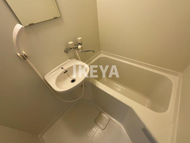 ハイツジェイ・ワイの浴室