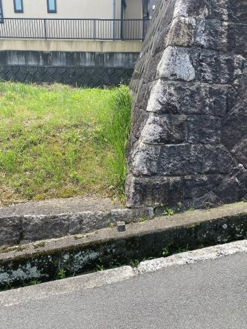 西条市下島山甲220-122の外観