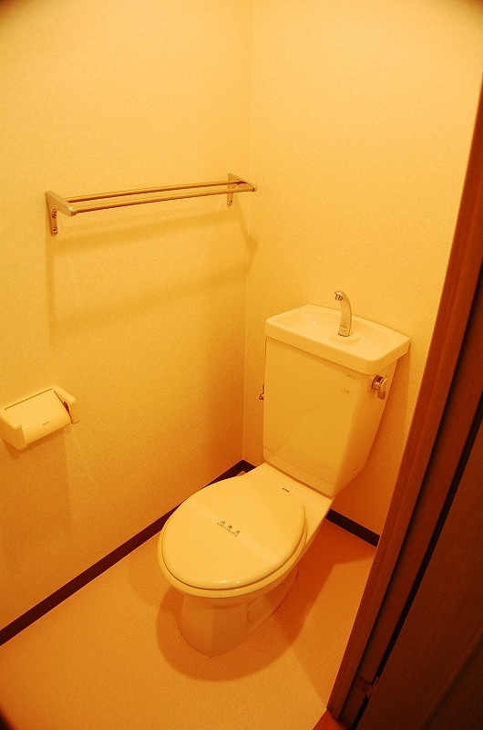 北堀江かがせのトイレ