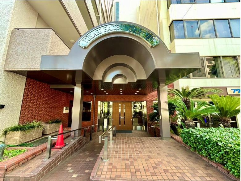 文京区小石川４丁目の中古マンションのエントランス