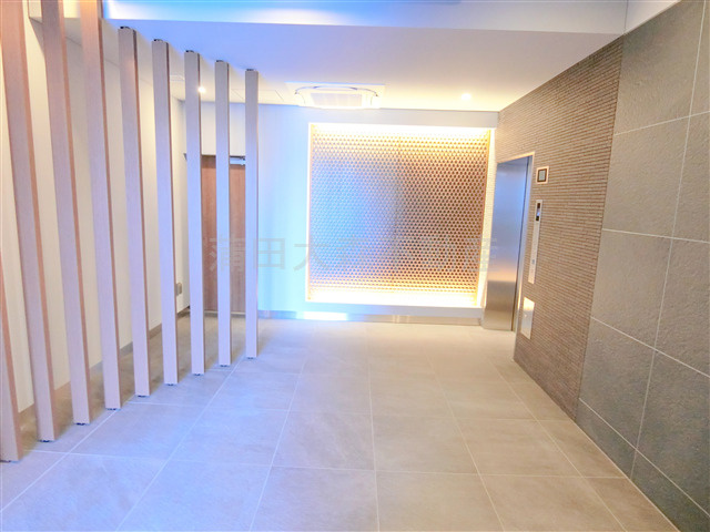 クレストコート池上のエントランス