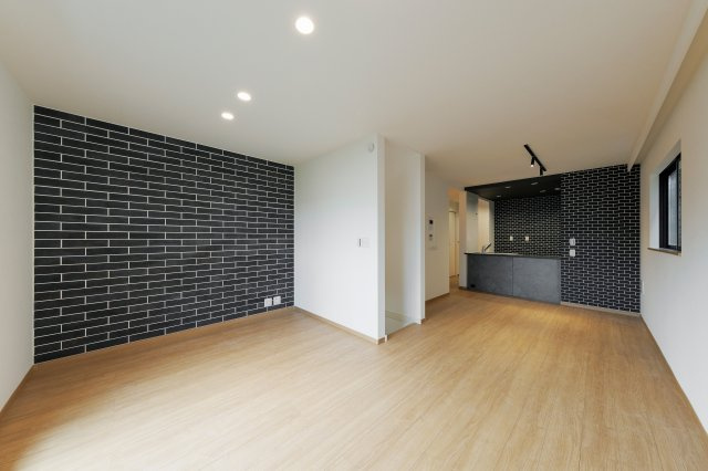 【居間・リビング】の画像