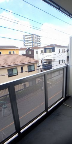 さいたま市南区鹿手袋２丁目の賃貸マンションのバルコニー