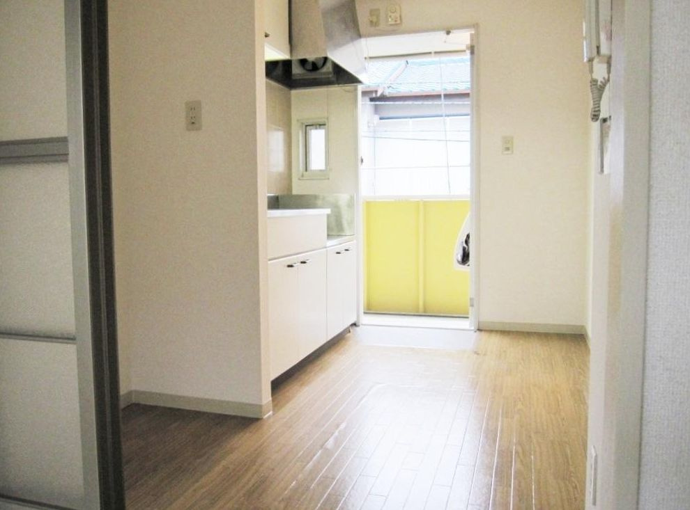 シャルムⅡの内装|別号室の参考写真です。