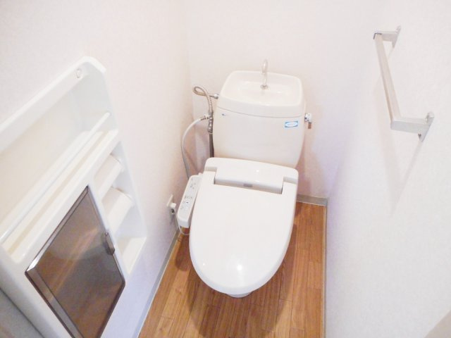 シャルムⅡのトイレ|別号室の参考写真です。