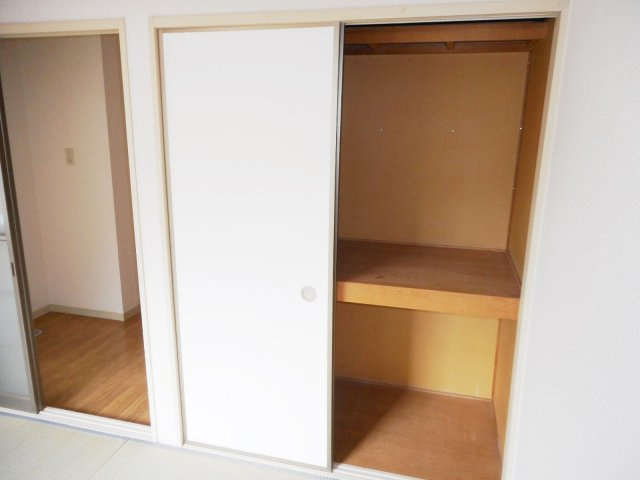 シャルムⅡの収納|別号室の参考写真です。