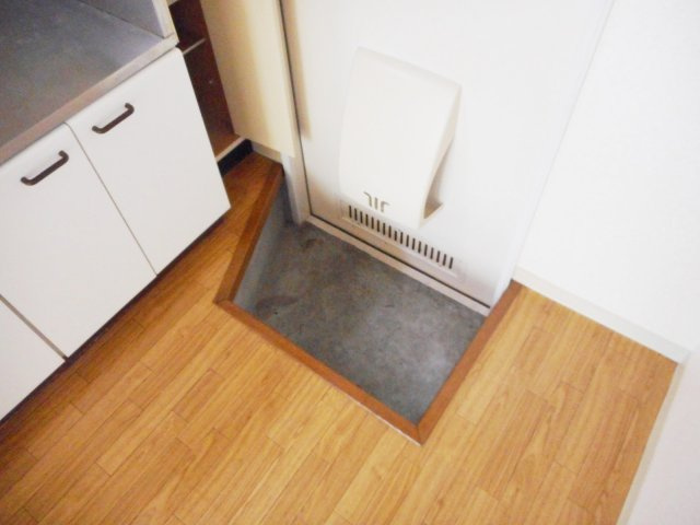 シャルムⅡの玄関|別号室の参考写真です。