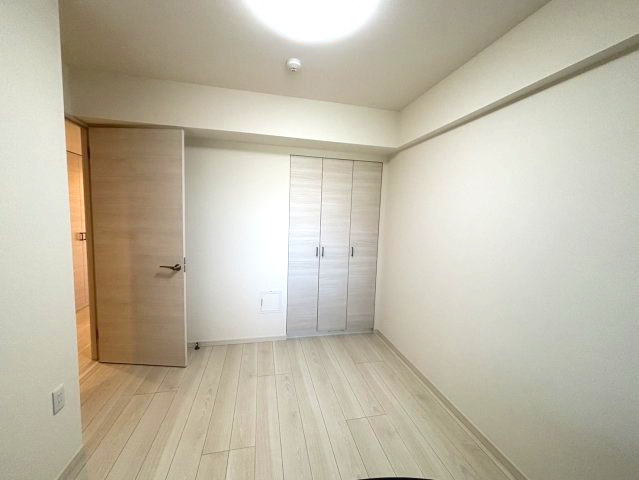 ウィザースレジデンス盛岡サザンテラスの洋室|(2)すべての洋室にクローゼットが設置されています。