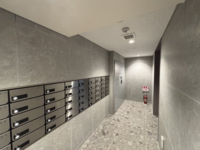 ウィザースレジデンス盛岡サザンテラスの設備|明るいので夜でも確認に行きやすいです。