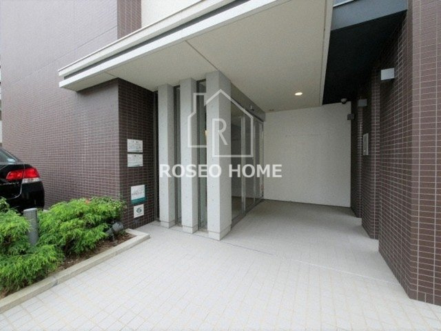 プリマベラ福島のエントランス