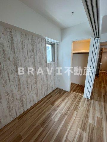 セレニテフラン本町　BRAVI不動産の洋室|【セレニテフラン本町】個人の部屋や寝室として使える洋室です