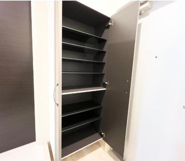 Luminous coatの収納|下駄箱