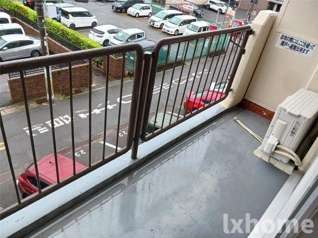 ミタカハイツのバルコニー|広々としたバルコニーです