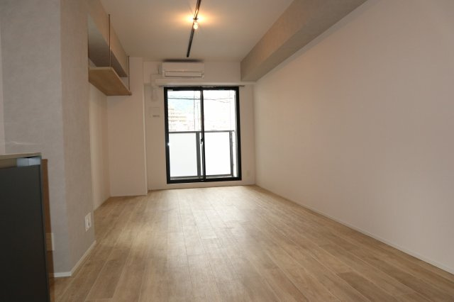 MAYA HAUSの居間・リビング