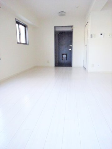 レナジア東所沢の居間・リビング