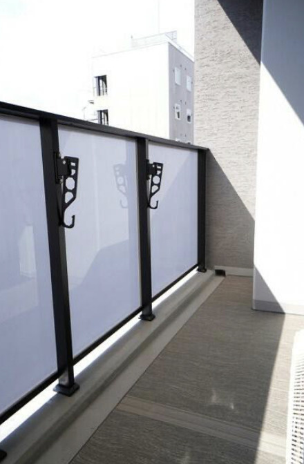 J.GRAN Court 浅草のバルコニー