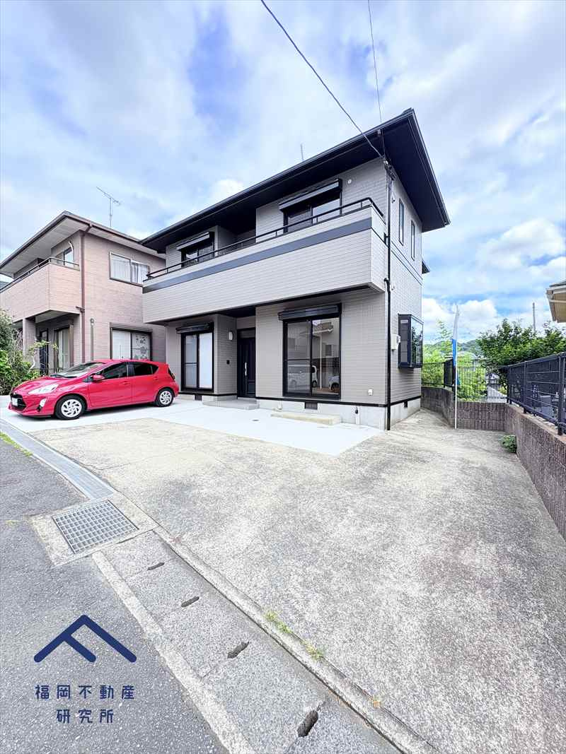 東区青葉３丁目　戸建ての外観