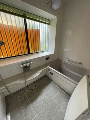 川越市広栄町　中古戸建の浴室