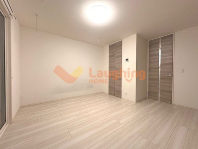 【居間・リビング】 | D-メゾン A棟 | ゆったり過ごせる居間です