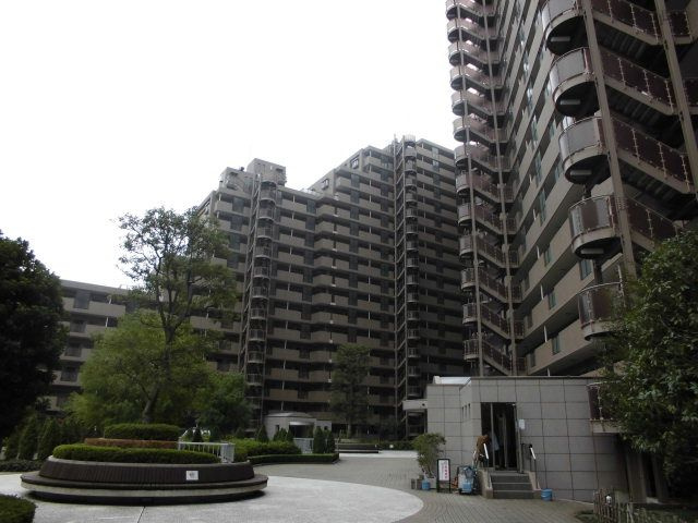 シスナブ池袋本町の外観