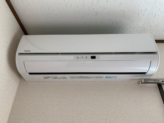 メゾンエスポアールの設備|洋室エアコン