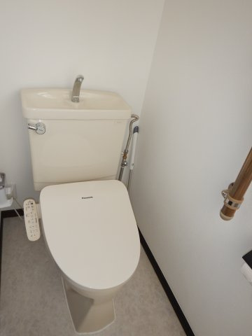 南区東畦　グループホーム　のトイレ