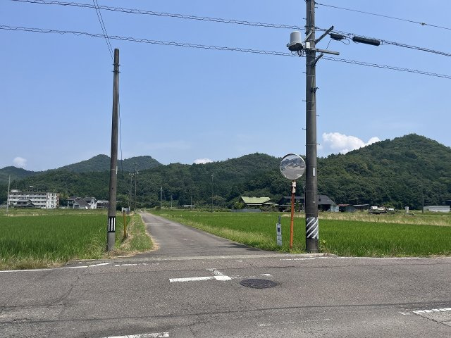 土地　太郎丸北郷の前面道路含む現地写真|南道路、東道路