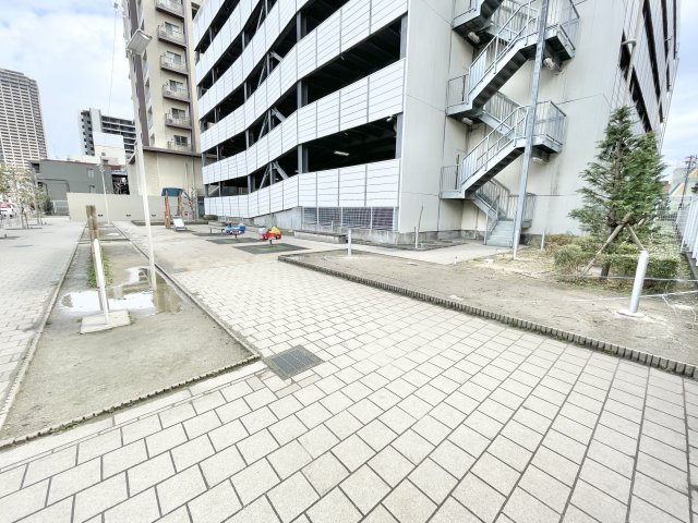 ブランズタワー香里園ロジュマンの周辺