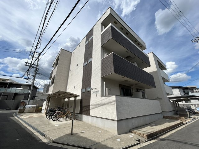 MAISON　DE　MUGET　WESTの外観