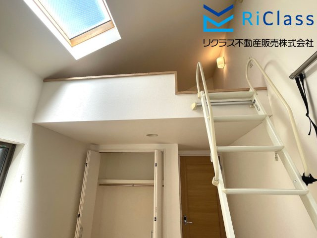 中古戸建　神戸市須磨区須磨浦通6丁目4-22の子供部屋|子供部屋としても使い勝手の良いお部屋です