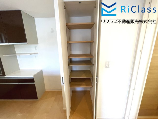 中古戸建　神戸市須磨区須磨浦通6丁目4-22の居間・リビング