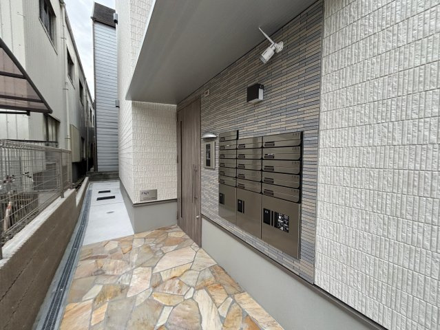フジパレス三津屋南のエントランス