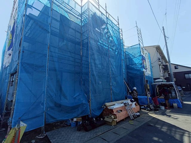 八潮市　緑町3丁目　新築戸建　　全2棟の前面道路含む現地写真|前面道路含む現地写真です