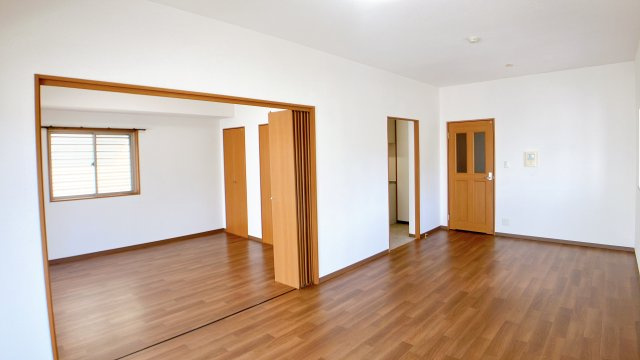 パルク山代の居間・リビング