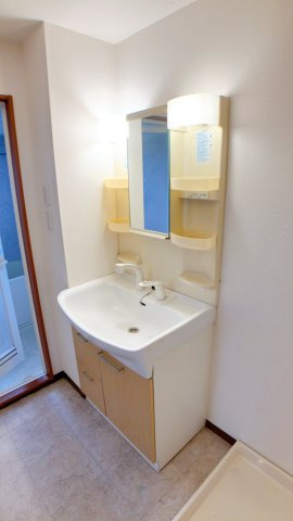 パルク山代の洗面所