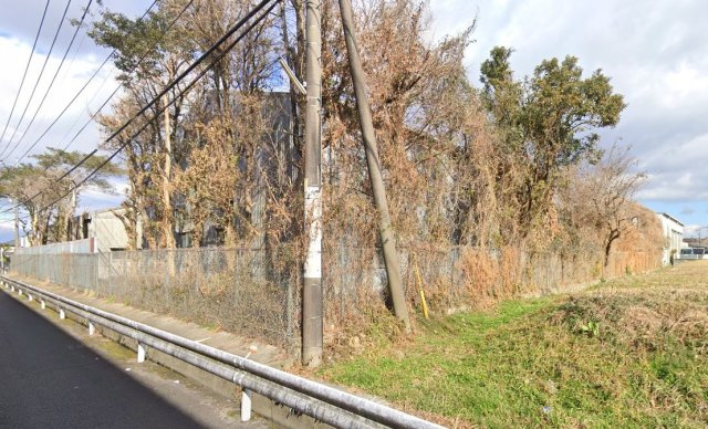 都城市都北町の倉庫の外観