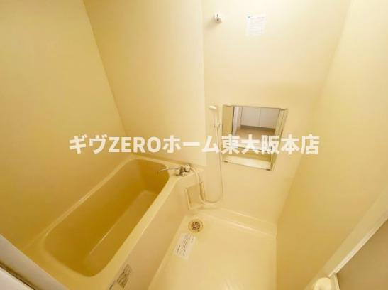 メゾン・ド・ヴィレ大阪城公園前の浴室