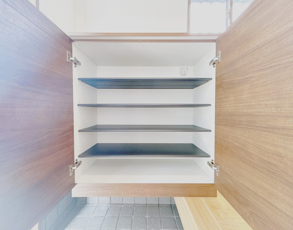 富士市吉原４丁目　中古戸建R　の収納|リフォーム済み・シューズボックス