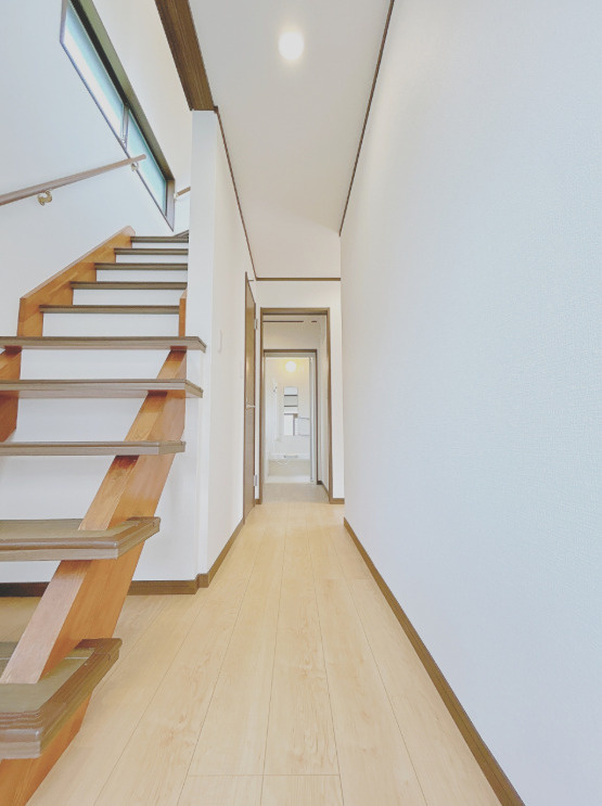 富士市吉原４丁目　中古戸建R　のその他共用部分|リフォーム済み・1階廊下