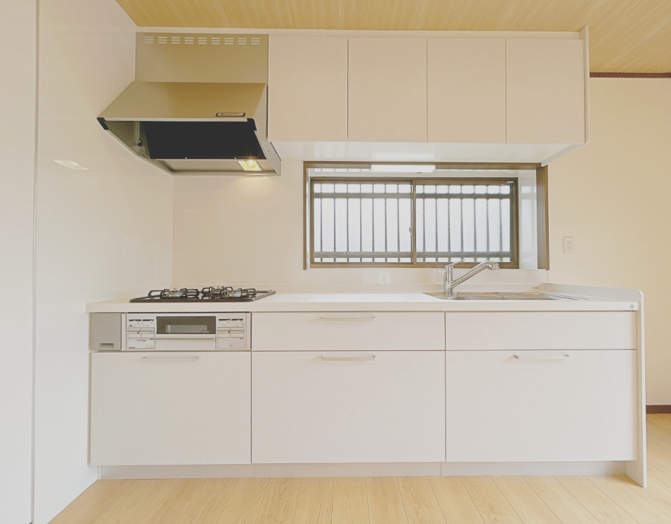 富士市吉原４丁目　中古戸建R　|リフォーム済み・ハウステック製のキッチンに新品交換しました。