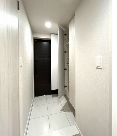 MJR博多ザ・レジデンスの玄関