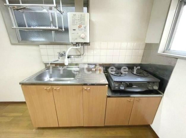 上野アパートメントのキッチン