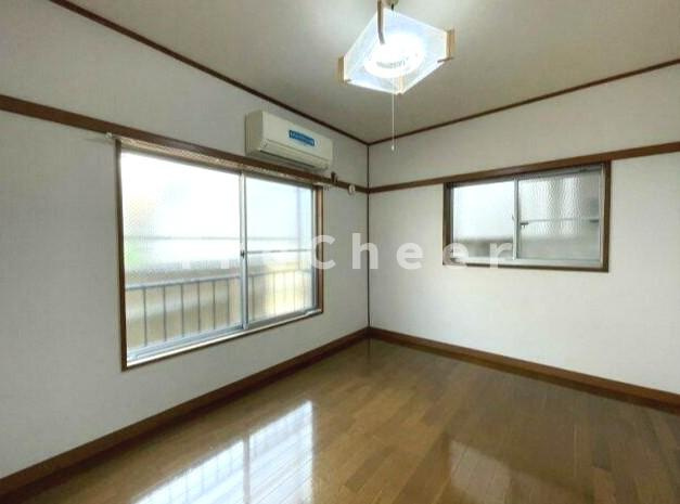 上野アパートメントの寝室