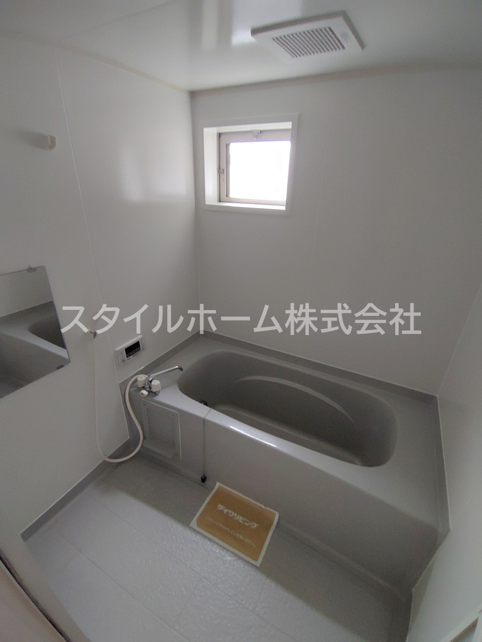 ジュノウタウン　Ａ棟の浴室|別部屋写真です。