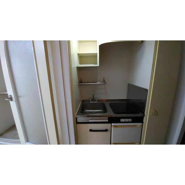 アールイーステージ道徳のキッチン