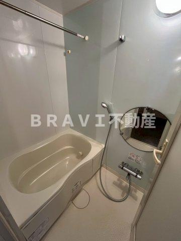 プライムアーバン堺筋本町　BRAVI不動産の浴室|【プライムアーバン堺筋本町】コンパクトで使いやすいお風呂です