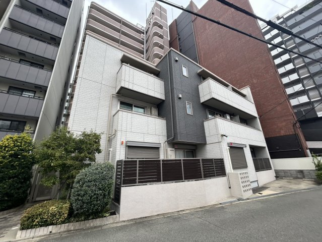 メゾン・ド・メトロ西中島南方の外観